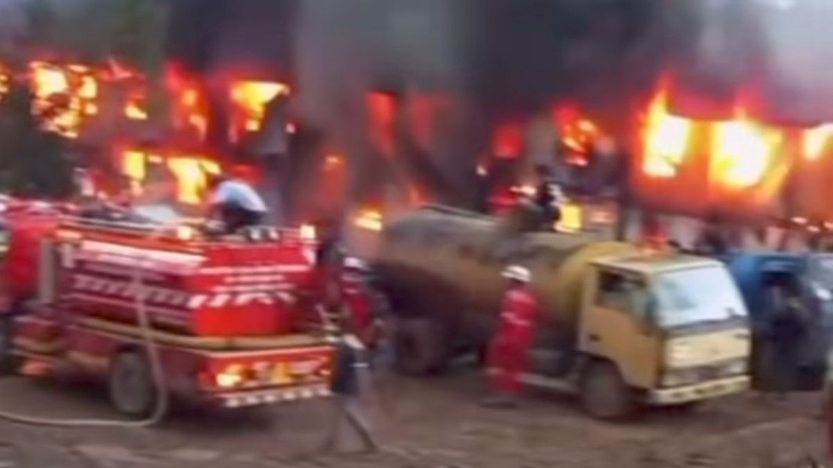 in aux travailleurs de la construction de la tour dans l’IKN a brûlé, l’autorité a révélé sa chronologie