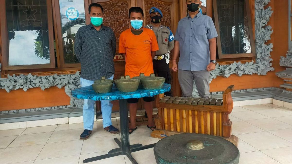 Polisi Bekuk Pencuri Gamelan di Pura Dalem Gegelang Bali 