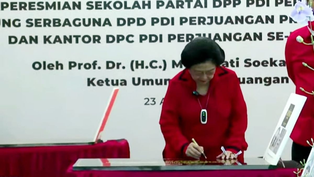 Inaugurating 10 New PDIP Party Offices, Megawati: This Is Not A Place For Individuals!