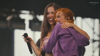 奥利维亚·罗德里在科切拉大惊小怪，与艾迪森·雷一起现场首演“Drop Dead”