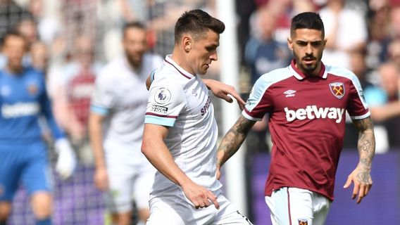 Insiden Mengerikan Warnai Laga West Ham United Vs Burnley, Nikola Vlasic Bahkan Sampai Menangis