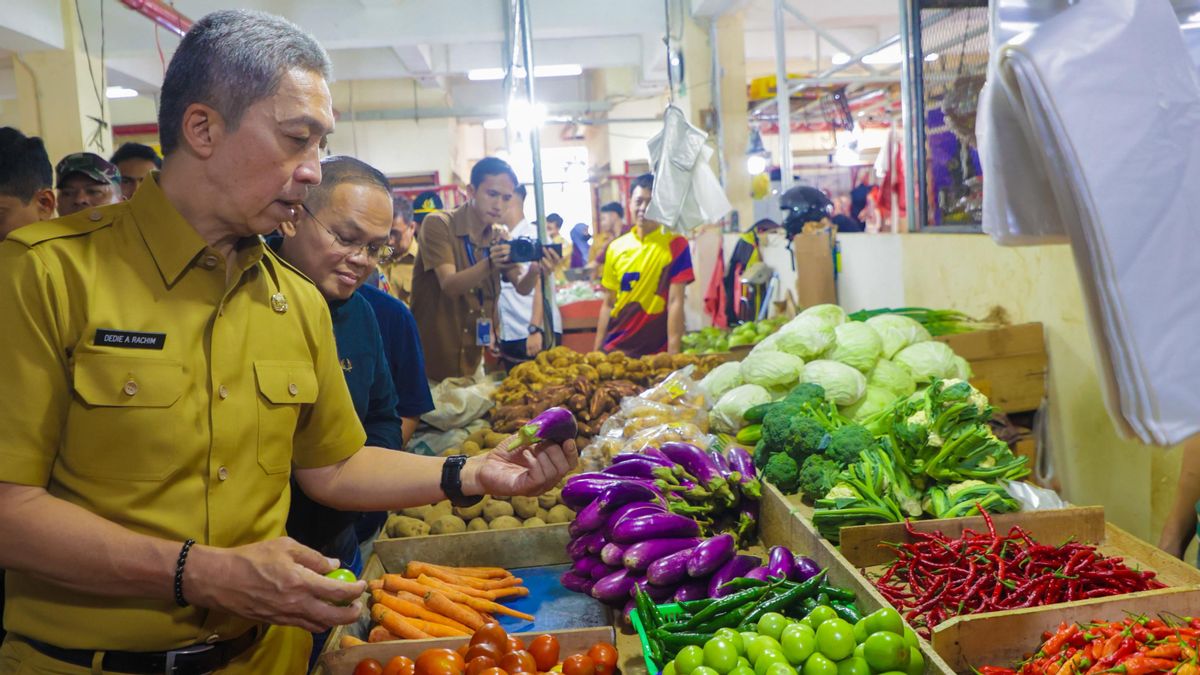 حث حكومة مدينة بوغور السكان على عدم الشراء المفرط قبل عيد الميلاد والعام الجديد