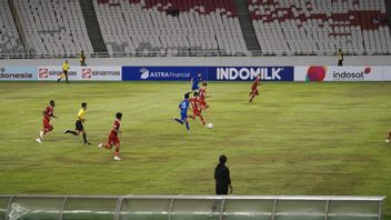 The Condition Of The SUGBK Grass Is Bad During The U-20 Indonesia Trial To Reap The Highlights