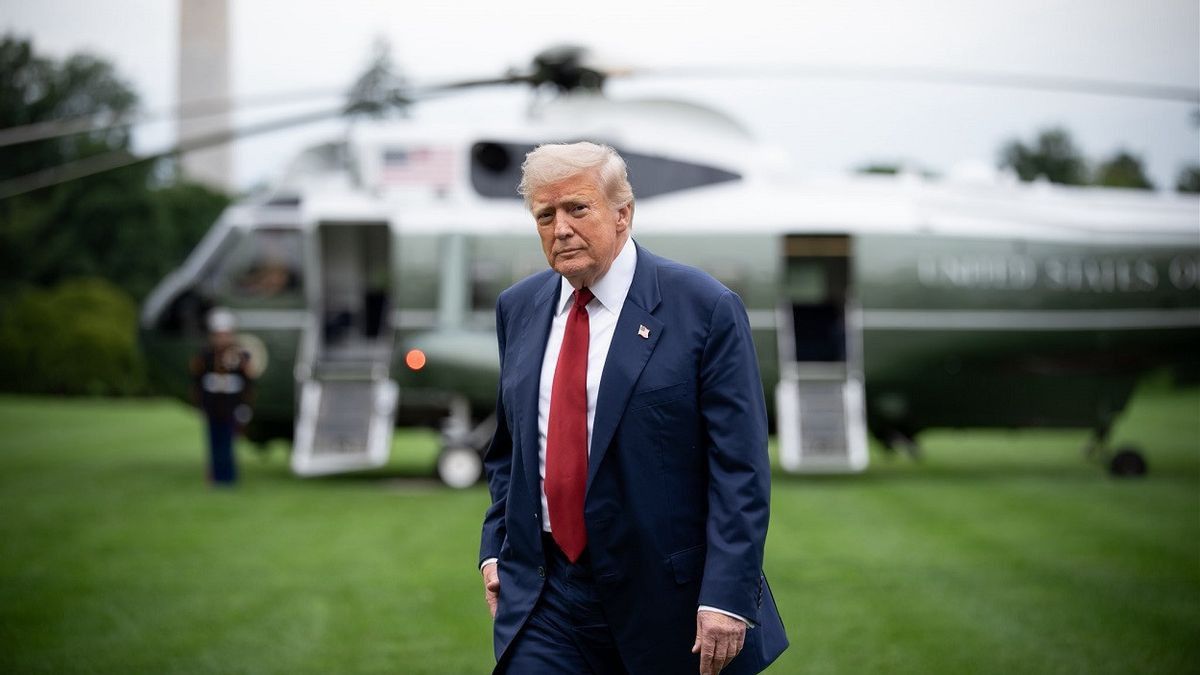 トランプは、ヴァンズが米イラン交渉を破棄したと発表したとき、UFCの試合を見た