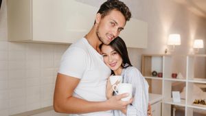 Bukan Sekadar Baik Hati, Ini 10 Tanda Orang Berintegritas Tinggi dalam Pernikahan