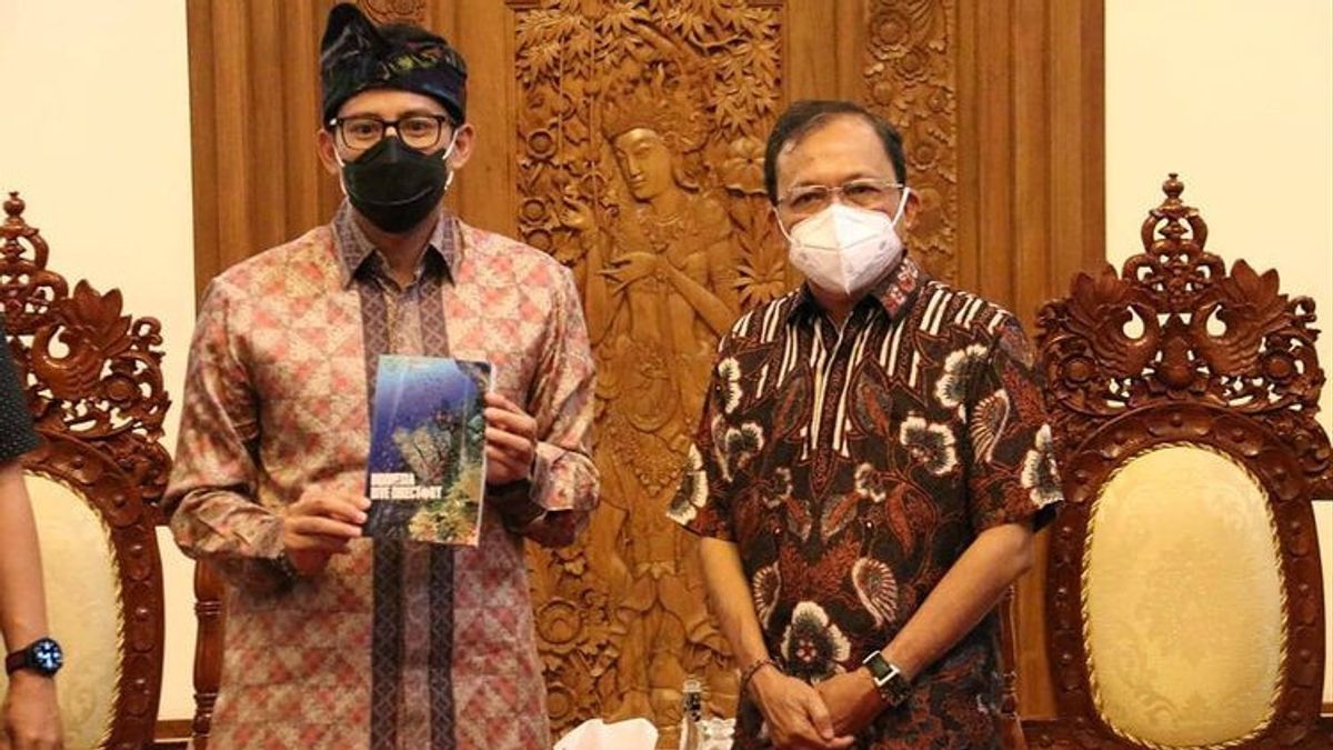 Tak Ada Istilah Wisata Halal, Sandiaga Janji di Depan Koster Dukung 100 Persen Pariwisata Berbasis Budaya Bali