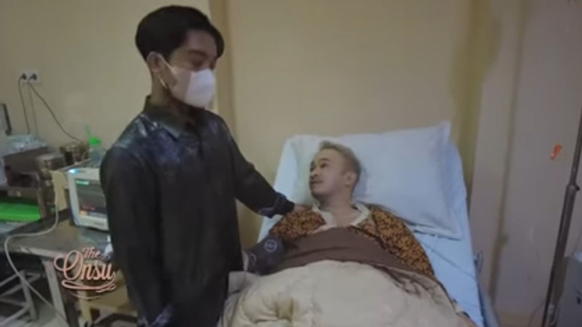 Ruben Onsu Kembali Masuk Rumah Sakit, Sarwendah Menangis Tak Bisa Jelaskan Sakit Apa
