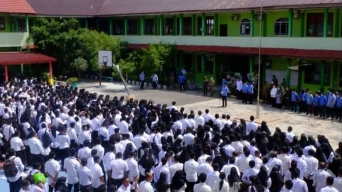 西爪哇PPDB高中制定新法规的Disdik,规则是指教育和文化部的决定