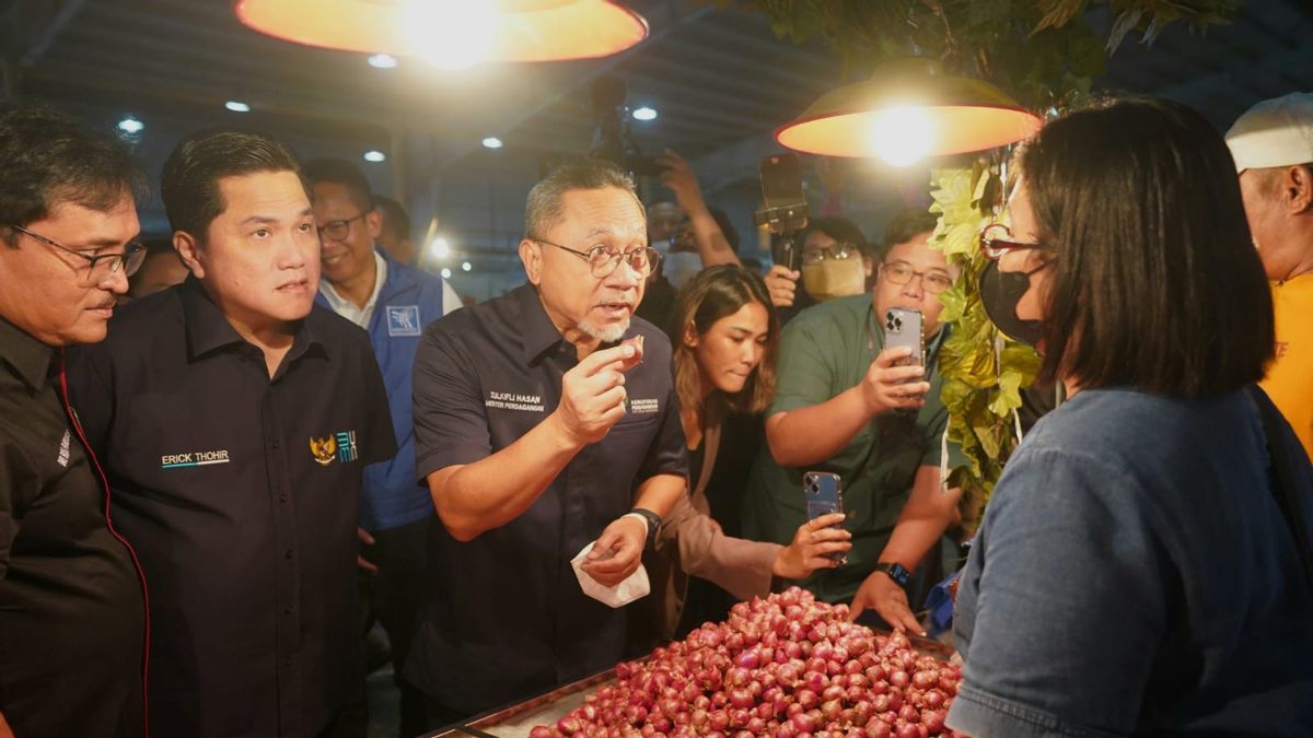 Kunjungi Pasar Raya MMTC Deli Serdang, Mendag Zulhas: Harga Bapok Stabil