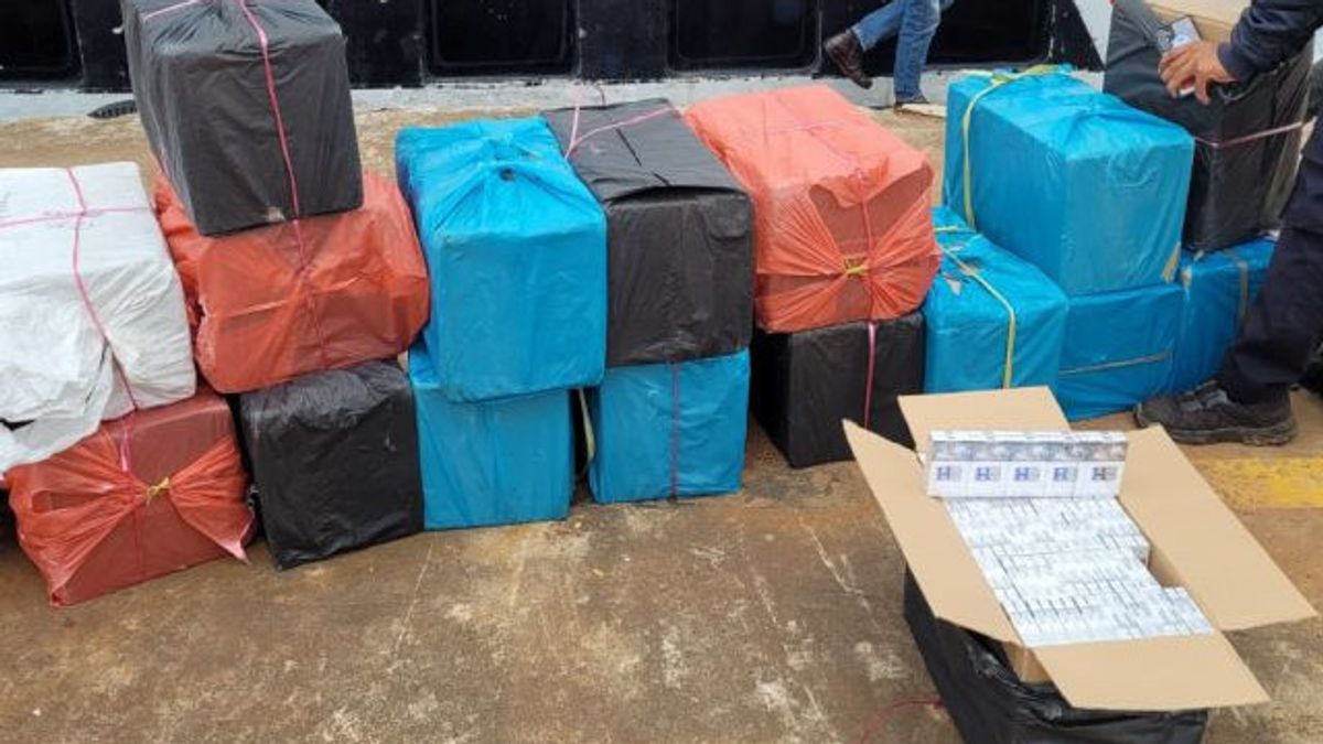 102,400 Illegal Cigarettes Smuggled Using Batam Passenger Ships