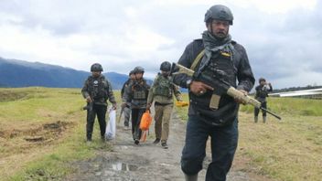 Kontak Senjata dengan Tim Gabungan TNI-Polri, Anggota KKB Sapikul Tertembak