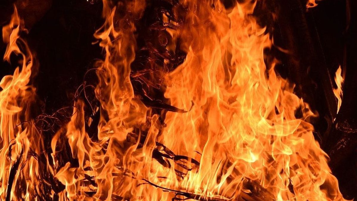 Kebakaran Pipa Bensin Pertamina Plumpang Jakut, 18 Mobil Damkar Dikerahkan