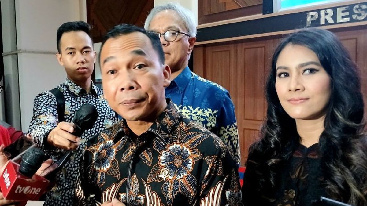 Menteri Kependudukan Tak Percaya Anak Muda Enggan Menikah: Sudah Ada Risetnya Belum?