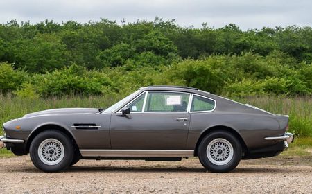 Aston Martin V8 dari Film James Bond Ini akan Dilelang dengan Harga Mulai Rp21 Miliar