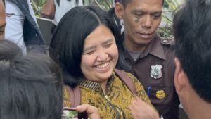 Eks Stafsus Nadiem Makarim Lempar Senyum Usai Diperiksa KPK Terkait Penyelidikan Google Cloud