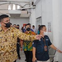 Dukung UMKM, Bobby Nasution Ingin Kembangkan Kantor Pos Medan sebagai Pos Bloc