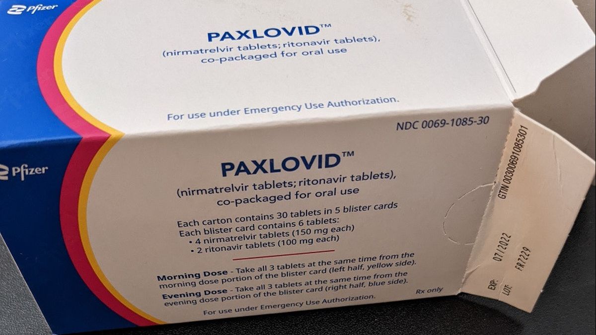 FDAは薬剤師がファイザーパックスロビドCOVID-19錠剤を処方することを許可し、AMAは副作用を監視するために病歴を思い出させる
