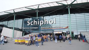 Bandara Schiphol Amsterdam Lanjutkan Pembatasan Penumpang hingga Maret 2023