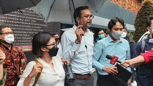 Tiba di Polda Metro Jaya, Haris Azhar Sebut Penetapan Status Tersangka Berunsur Politis