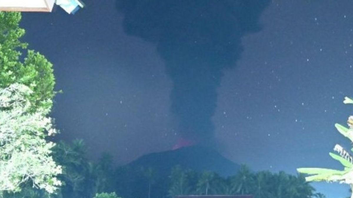 Mount Ibu Eruption, Abu Colon High Reaches 2,000 Meters