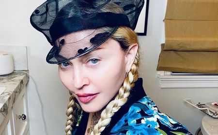 Madonna Jadi Musisi Pertama yang Sutradarai Film Biopiknya Sendiri