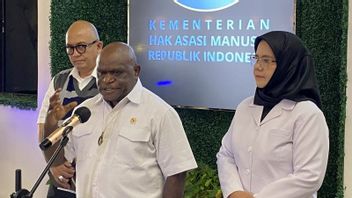 Menteri HAM soal Vasektomi Penerima Bansos: Namanya Wacana, untuk Apa Saya Jawab?