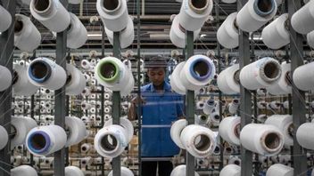 繊維輸入割当は論争を刈り取る、金銭大臣プルバヤの肯定的な歓迎産業の態度