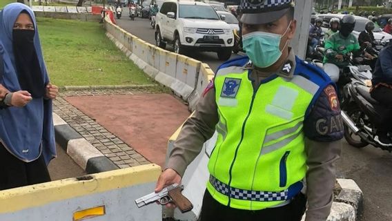 Mengenal Pistol FN, Senpi Laras Pendek yang Digunakan Wanita Bercadar untuk Menodong Paspampres 