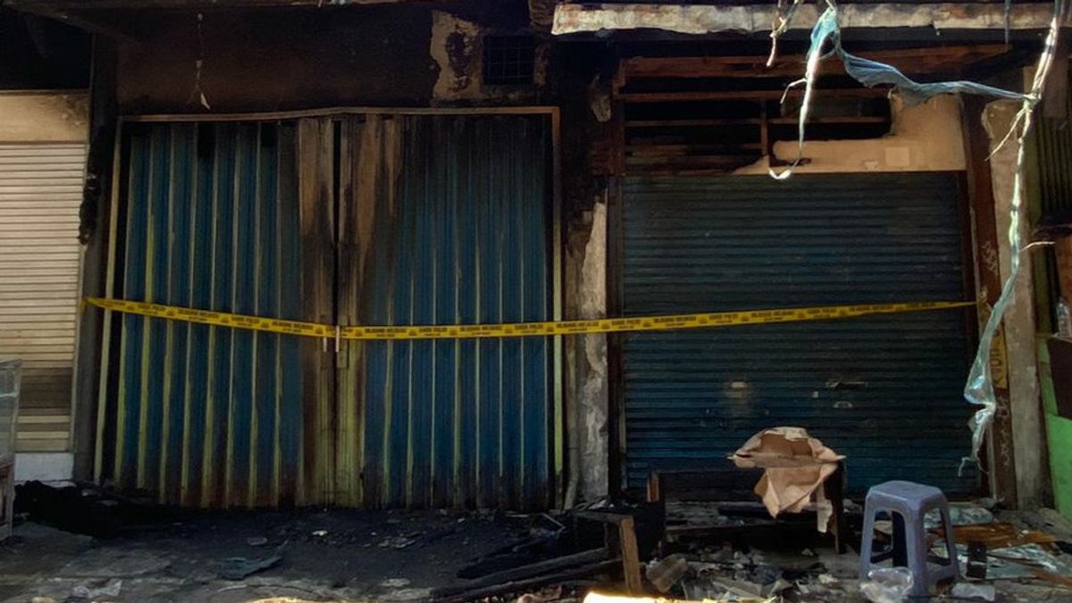 Korban Tewas Dalam Kebakaran Warteg di Gambir Masih Ikatan Keluarga