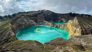There Is An Increase In The Water Temperature Of Crater Lakes, Mount Kelimutu Has Alert Status