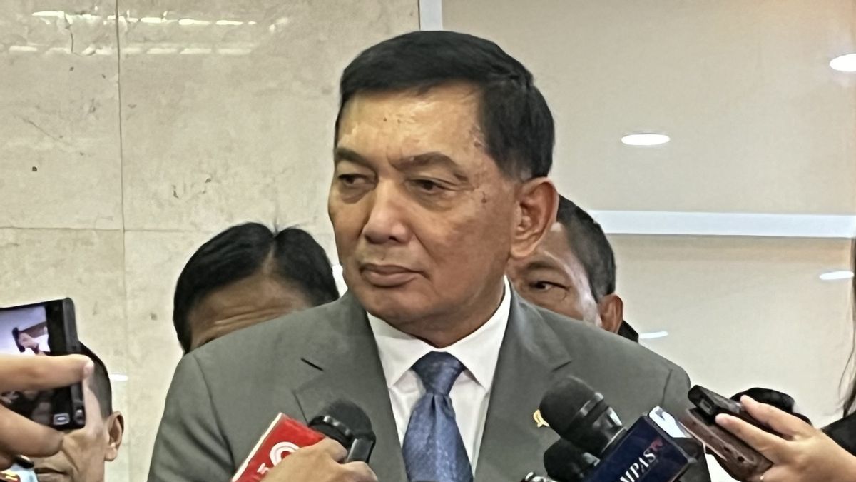 讨论美国飞机空中交通许可证，国防部长Sjafrie在国防部召集TNI退伍军人