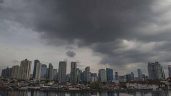 Prakiraan Cuaca Jakarta Hari Ini: Potensi Hujan Angin Siang Hingga Sore