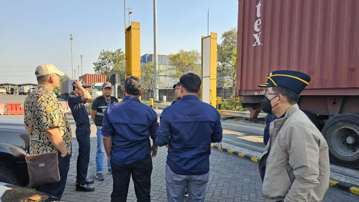 タスクフォース警察は、スラバヤのタンジュンペラ港の汚職が発生しやすい地域をマッピングします