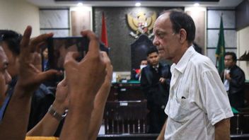 瑞士公民因剥削吉利特拉旺加岛水被判刑，逃往国外