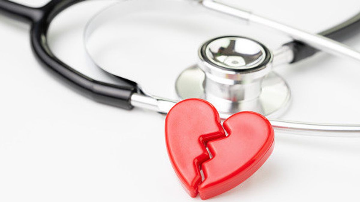 Mengenal <i>Broken Heart Syndrome</i>, Penyakit Jantung yang Dipicu Stres Fisik dan Emosional