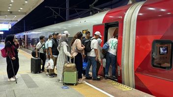 24 315 passagers de Whoosh, dépassant le pic de Lebaran 2025