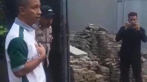 Hayono Isman's House Is Guarded By Police, Attorneys And Colleagues Suspected As A Form Of Terror