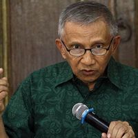 Mumtaz 'Jatuh Tak Jauh' dari Amien: Menjawab Kenapa Politikus Hobi Janji Sembarangan