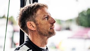 Jenson Button Bantah Bakal Bekerja Sama dengan Sebastian Vettel di WEC