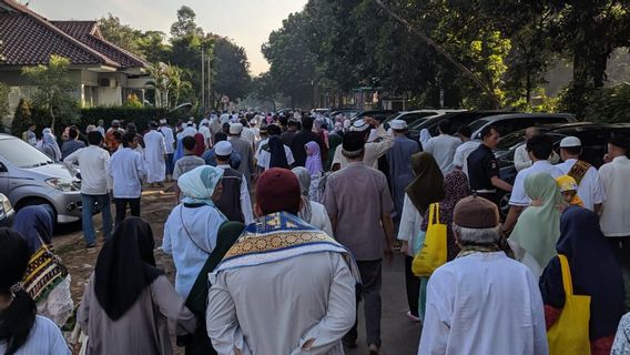 Ucapan Idulfitri yang Benar: Tepatkah <i>Minal Aidin Wal Faizin?</i>