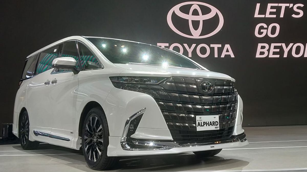 TAM Launches Hybrid Alphard At GIIAS 2023, Strengthens Electrification Commitment