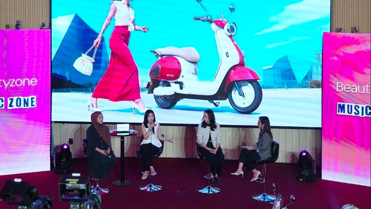 Yadea OVA Warnai Unpad dengan Semangat Hijau dan Fashionable di Orange Day