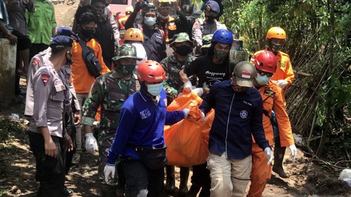 SAR Team Finds 3 Victims Of Landslide Nganjuk East Java, A Total Of 29 Successfully Evacuated
