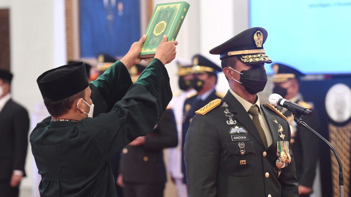 وقال القائد العام أنديكا، إن جنود القوات المسلحة الإندونيسية ممنوعون من تأمين المشاريع دون أوامر بانغدام.