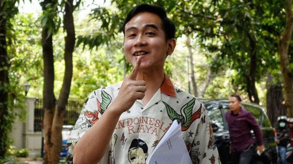 Gibran Anak Jokowi Dorong Pedagang dan Pembeli Terapkan Transaksi Nontunai di 'Solo Great Sale'