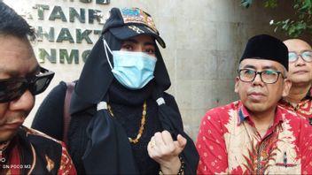 Des femmes victimes de mauvaises pratiques présumées à Jaksel viennent à la police de Metro Jaya à la recherche de justice