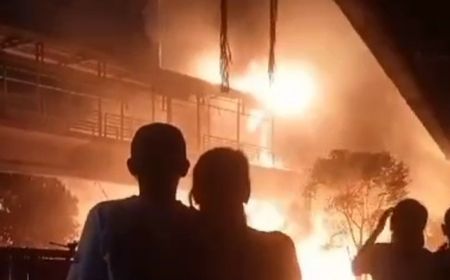 BPBD Sebut Ada 8 Rumah Warga dan JPO di Grogol Petamburan yang Terbakar