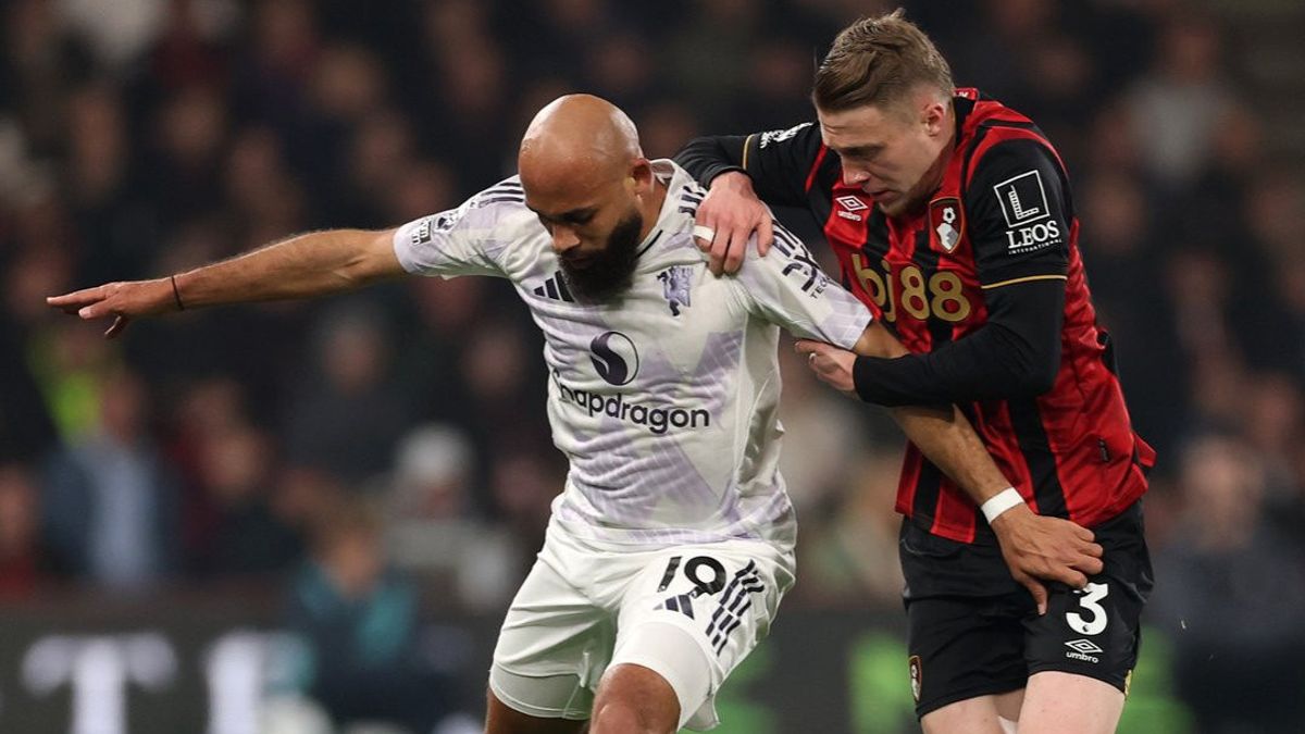 Harry Maguire Sent Off, Man Utd Fail to Approach Man City