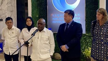  Minta UNHCR Bantu WNI di Luar Negeri, Menteri HAM: Baik Pekerja Migran atau Pengungsi