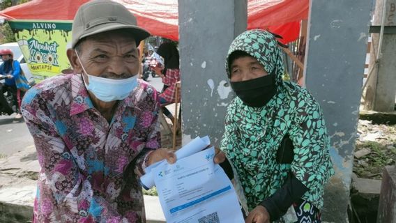 Les Bénéficiaires De L’aide Sociale à Bengkulu Ont Demandé Une Vaccination Immédiate Contre La COVID-19